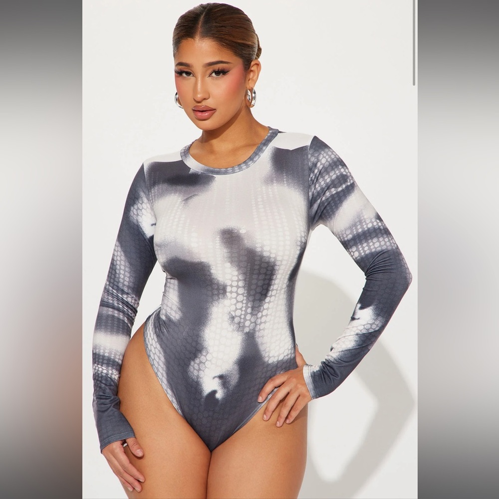 Grey and white combo bodysuit long sleeve new without tags
